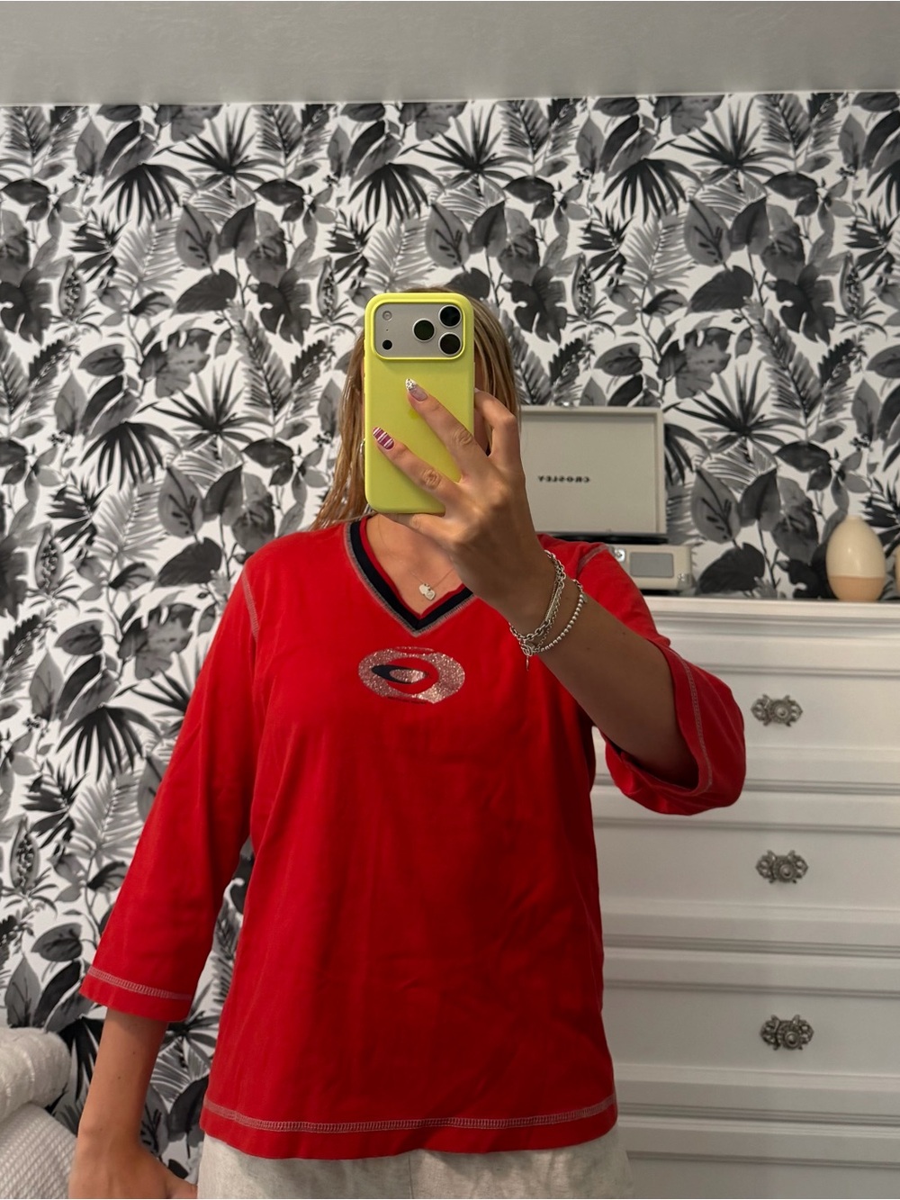 bright orangy-red quarter sleeve